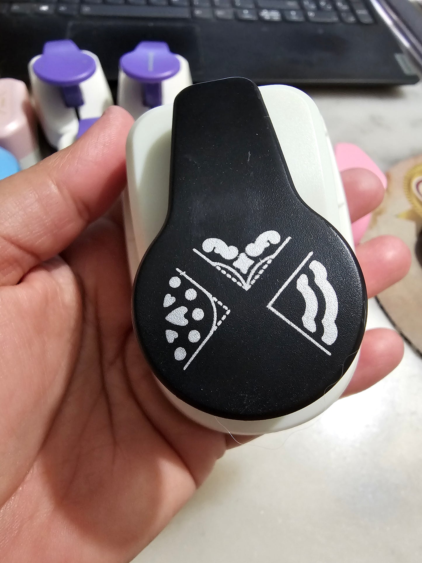 3 in 1 paper cutter corner