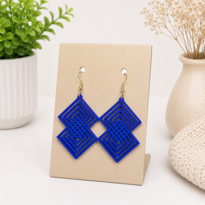 Aretes en forma de diamante doble